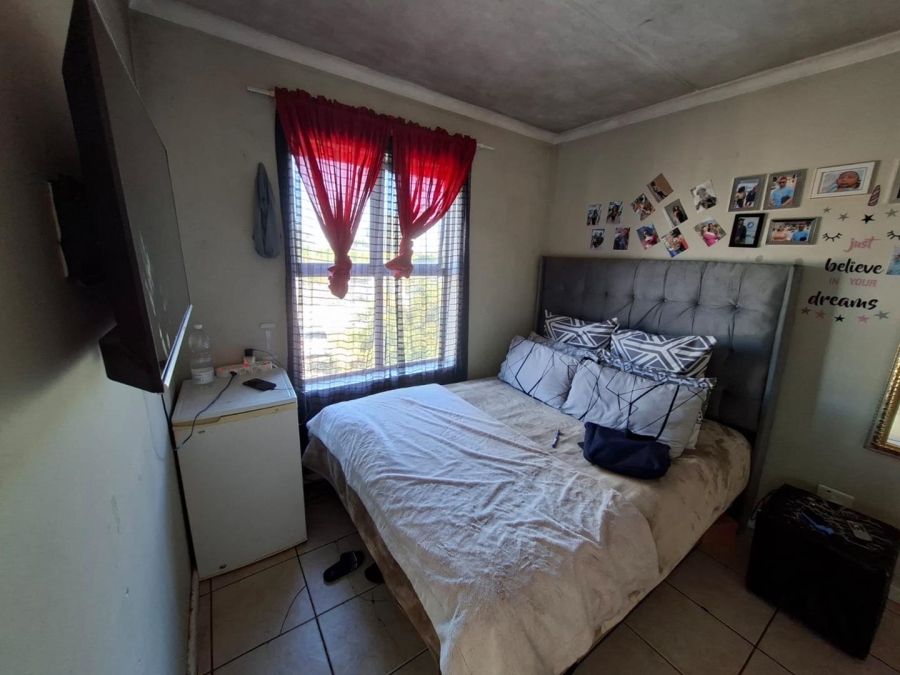 2 Bedroom Property for Sale in Sanlamhof Western Cape